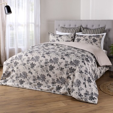 KOO Elite Monochrome Floral Quilt Cover 