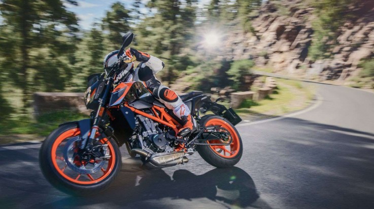 2016 KTM 690 DUKE R