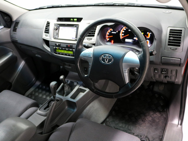 2011 TOYOTA HILUX KUN26R MY12 SR5 (4X4) 