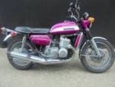 1977 SUZUKI GT750