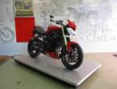 2014 TRIUMPH STREET TRIPLE 660