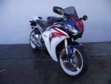 2011 HONDA CBR1000RR