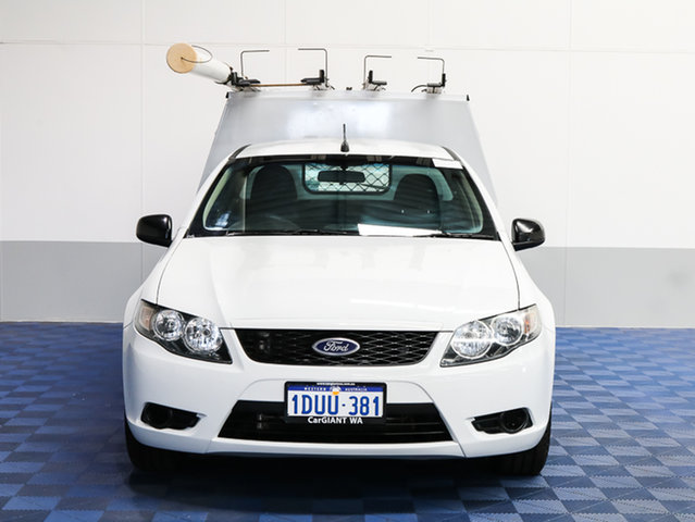 2011 FORD FALCON FG UPGRADE WHITE 6 SPEE