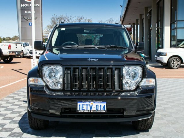 2011 JEEP CHEROKEE KK MY11 SPORT BLACK 4