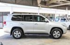 2011 Toyota Landcruiser Sahara (4X4) UZJ