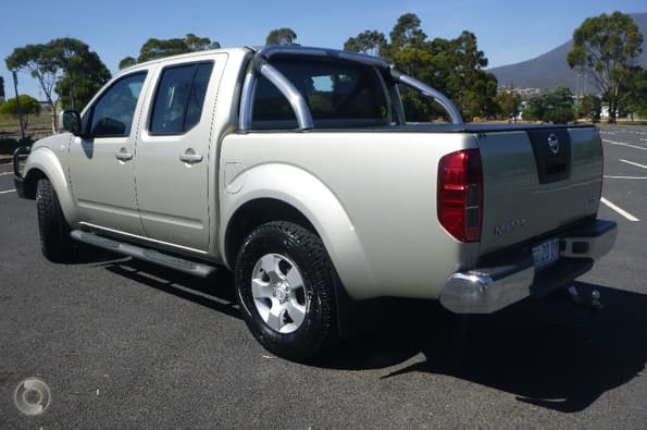 2011 Nissan Navara ST D40 Auto 4x4 Dual 