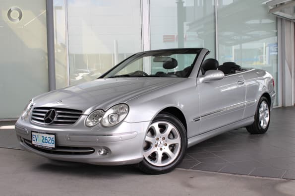 2003 Mercedes-Benz CLK320 Elegance Auto