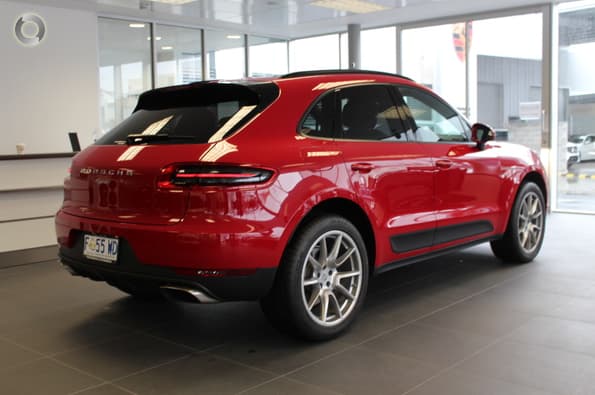 2017 Porsche Macan 95B Auto AWD MY17