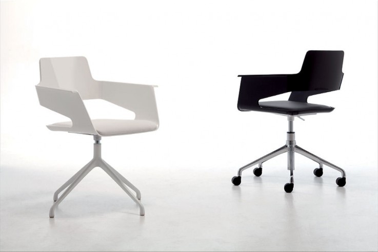 B32 Office Armchair