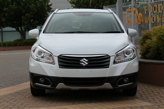 2015 Suzuki S-Cross GLX Hatchback