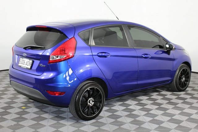 2011 Ford Fiesta LX Hatchback