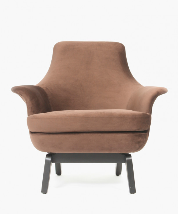 Tulip Lounge Chair with Low Back