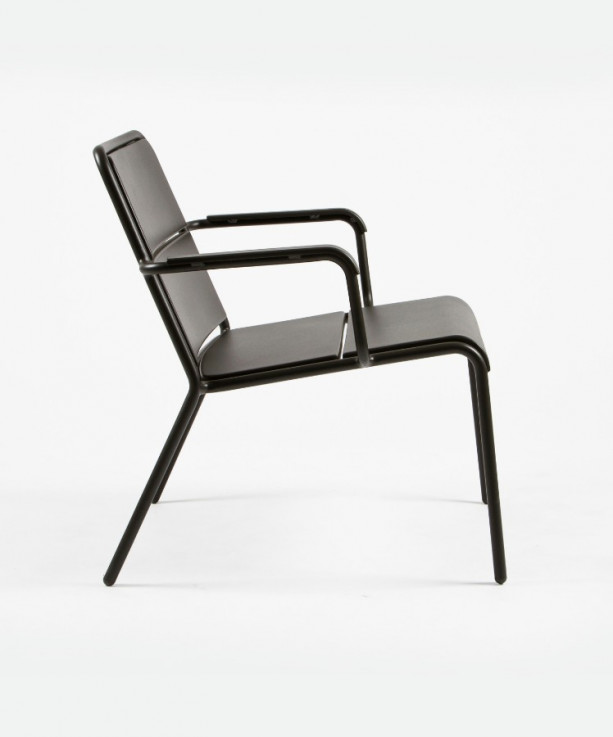 A600 Low Armchair by Maiori