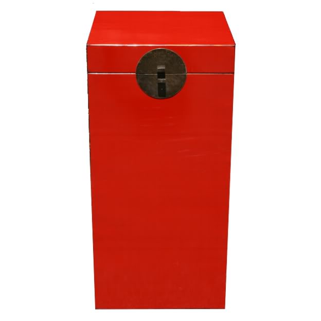 Red Lacquered Wood Tall Trunk