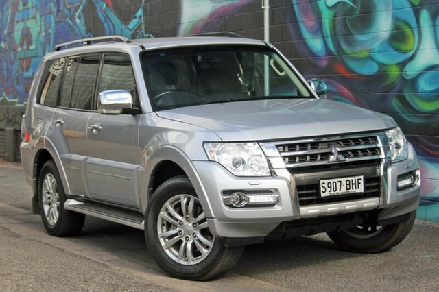 2015 Mitsubishi Pajero Exceed Wagon