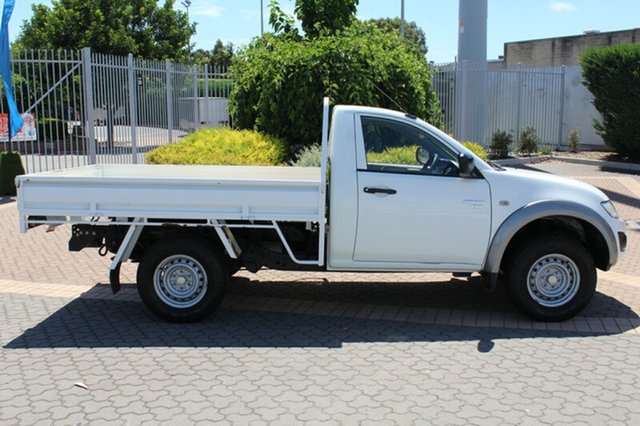 2011 Mitsubishi Triton GLX Cab Chassis