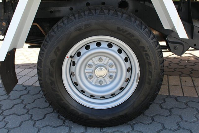 2011 Mitsubishi Triton GLX Cab Chassis