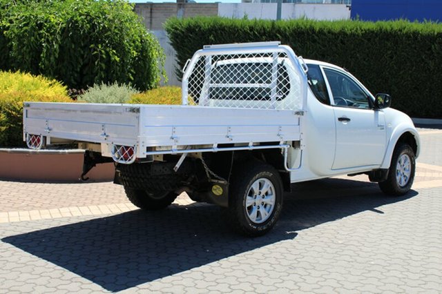 2011 Mitsubishi Triton GL-R Club Cab 