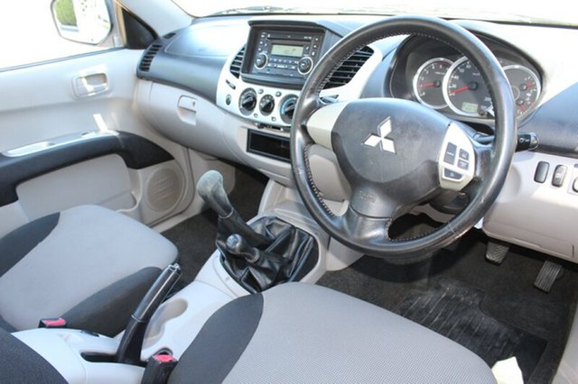 2011 Mitsubishi Triton GL-R Club Cab 