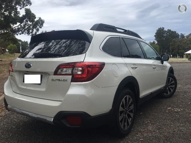 2017 Subaru Outback 2.5i Premium 5GEN 