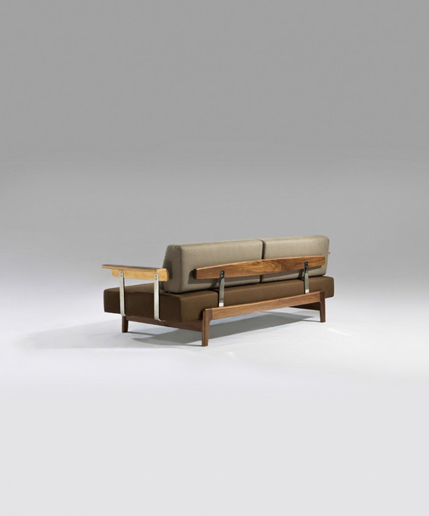  Casatua Daybed by Sean Dix