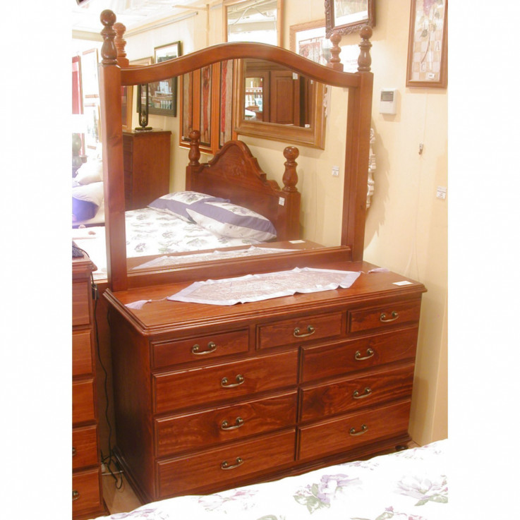 BAROSSA DRESSING TABLE