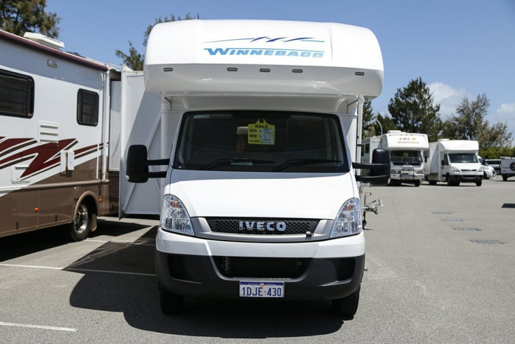 2010 Winnebago Esperance Motorhome C2674