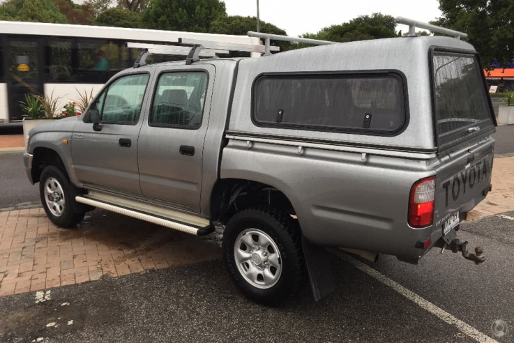 2003 Toyota Hilux Manual 4x4 MY02