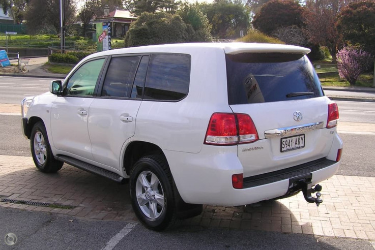 2011 Toyota Landcruiser Sahara Auto 4x4 