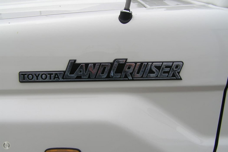 2015 Toyota Landcruiser GXL Manual 4x4 