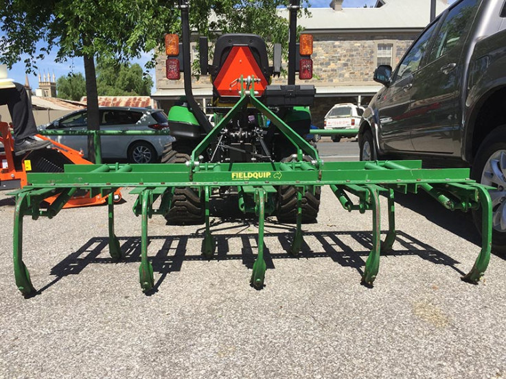 Fieldquip 9 tyne spring release cultivat